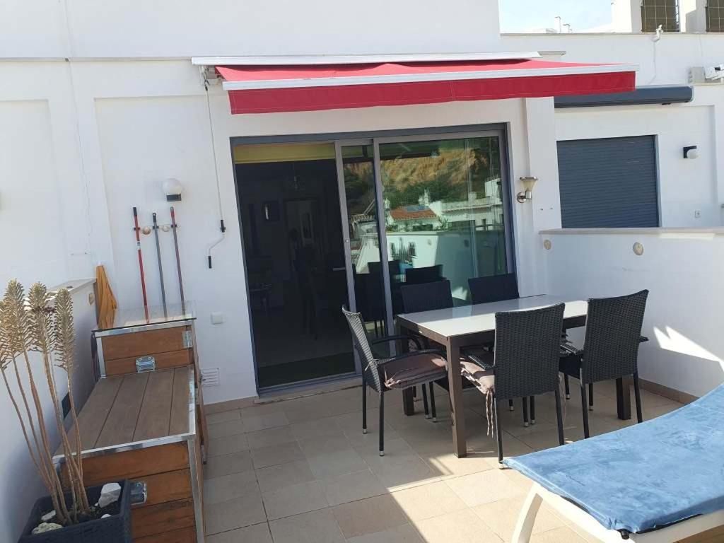 Magnifique Duplex Avec Piscine En Bord De Mer Olhos de Agua (Albufeira) Exterior foto